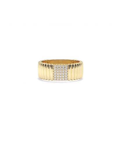 "Wide Cluster Diamond Groove Band Ring - Elegant Diamond Band Ring"